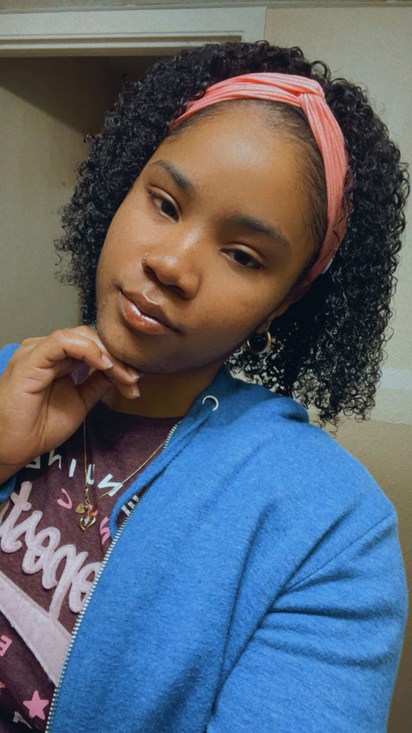 Customer photo review of Ashley Kinky Curly Human Hair Headband Wig