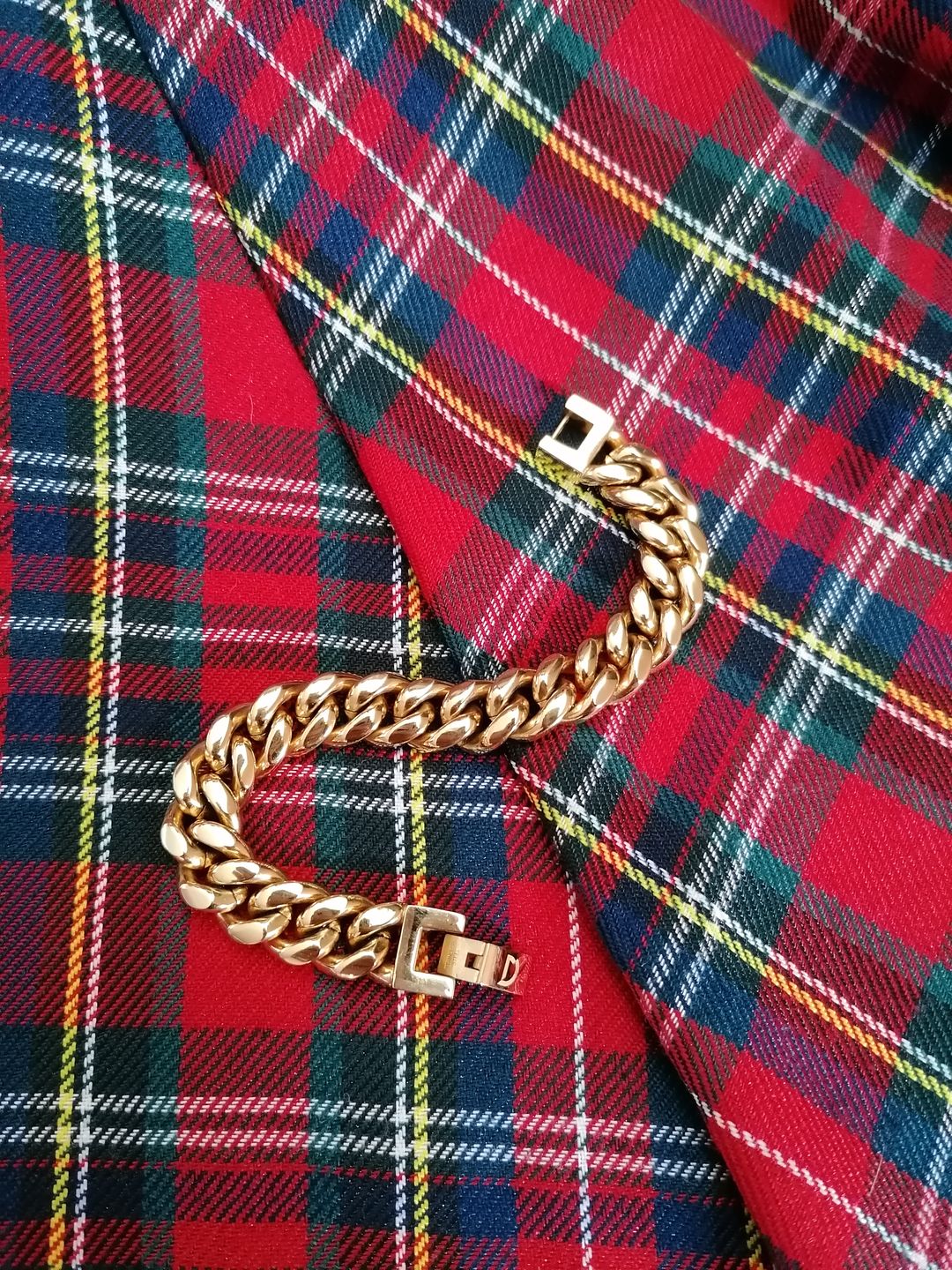 Customer photo review of CLEAN CUBANA. - 12MM 18K GOLD