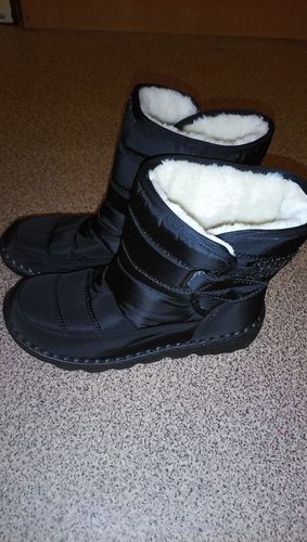 Customer photo review of Women's Waterproof Low Heel Ankle Boots