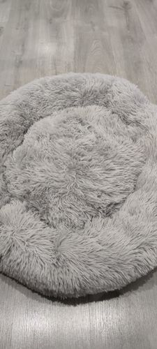 Customer photo review of Round Calming Dog Bed