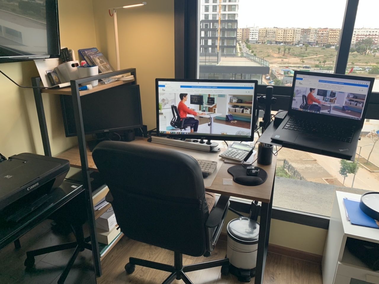 Customer photo review of Support de moniteur avec plateau inclinable OPE-1