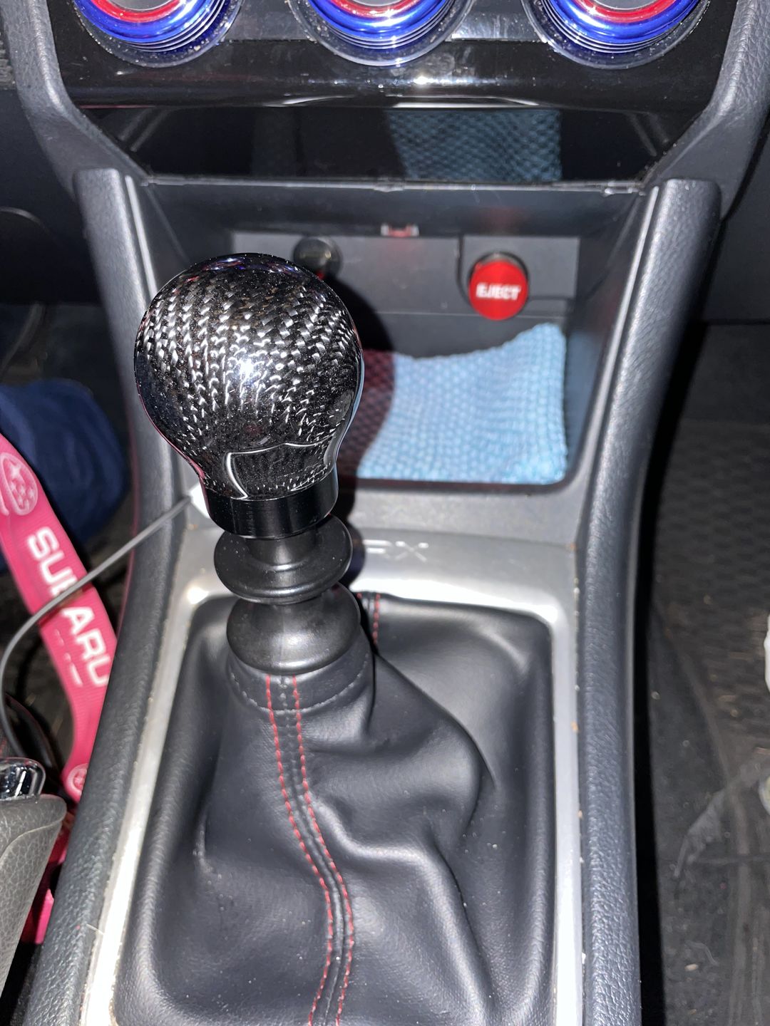 Customer photo review of Damaged Shift Knobs