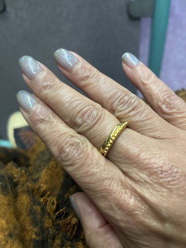 Customer photo review of Modern Interlocking Gold Chain Bracelet