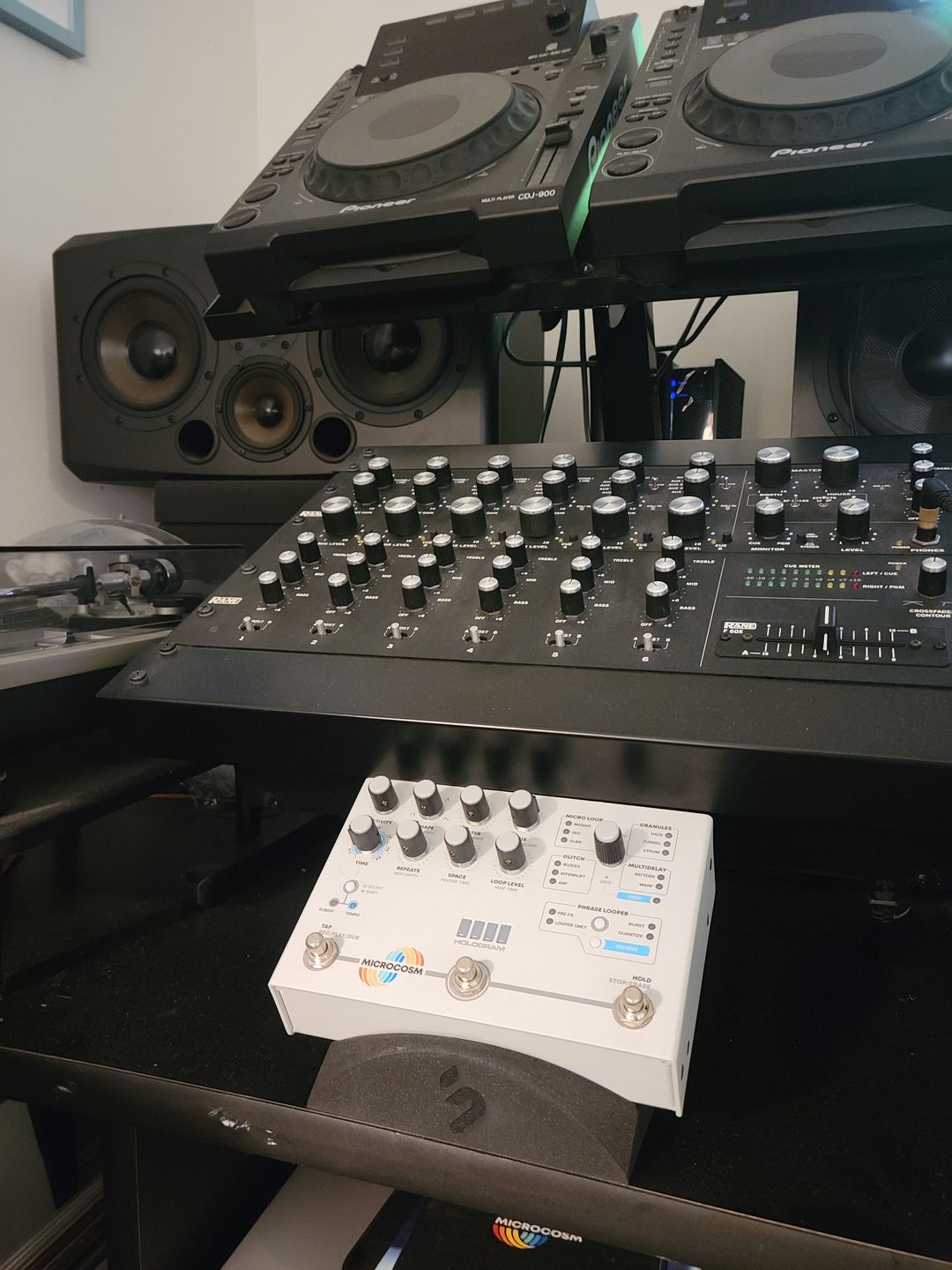 Customer photo review of Pedal Stand | Audio Interface Foam Desk Angle Riser