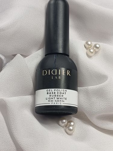 Customer photo review of Gel polish Rubber base coat light white 10ml