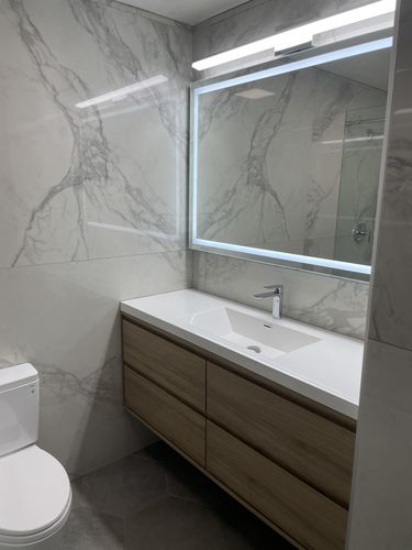Customer photo review of Saggia Floating Vanity