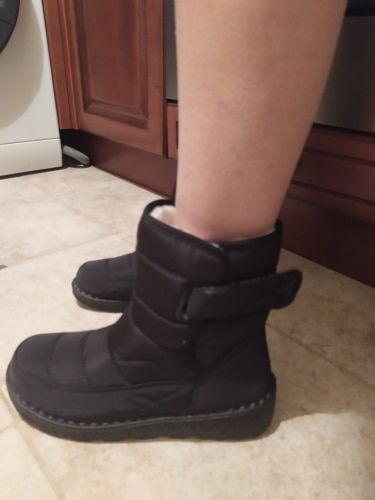 Customer photo review of Women's Waterproof Low Heel Ankle Boots