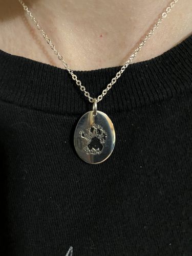 Customer photo review of Custom Paw Oval Necklace
