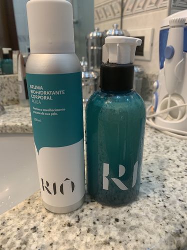 Customer photo review of Kit Gel de Banho + Bruma Hidratante Corporal
