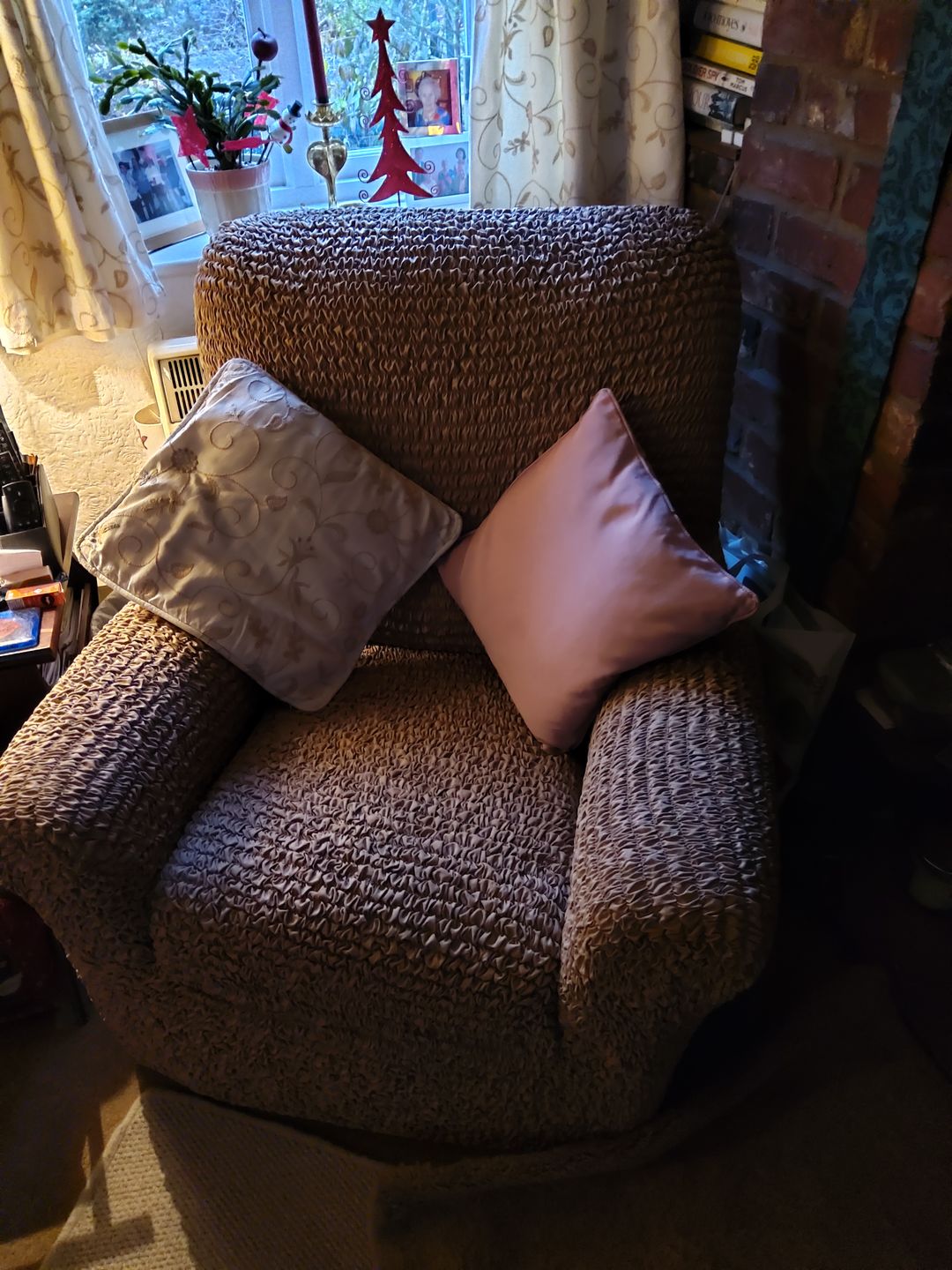 Customer photo review of Arm Chair Cover - Latte, Microfibra