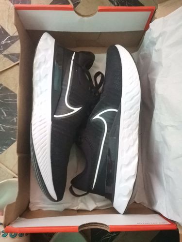Customer photo review of Nike Men's React Infinity Run Flyknit 2