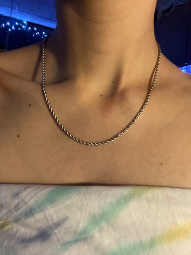 Customer photo review of Thin Romance Necklace - Silver