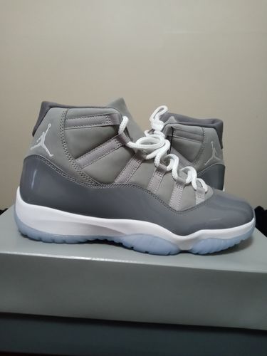 Customer photo review of 2021 Air Jordan 11 “Cool Grey” Early Pairs