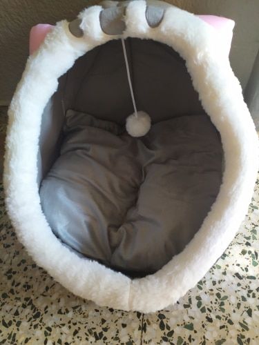Customer photo review of Cat Bed Cave