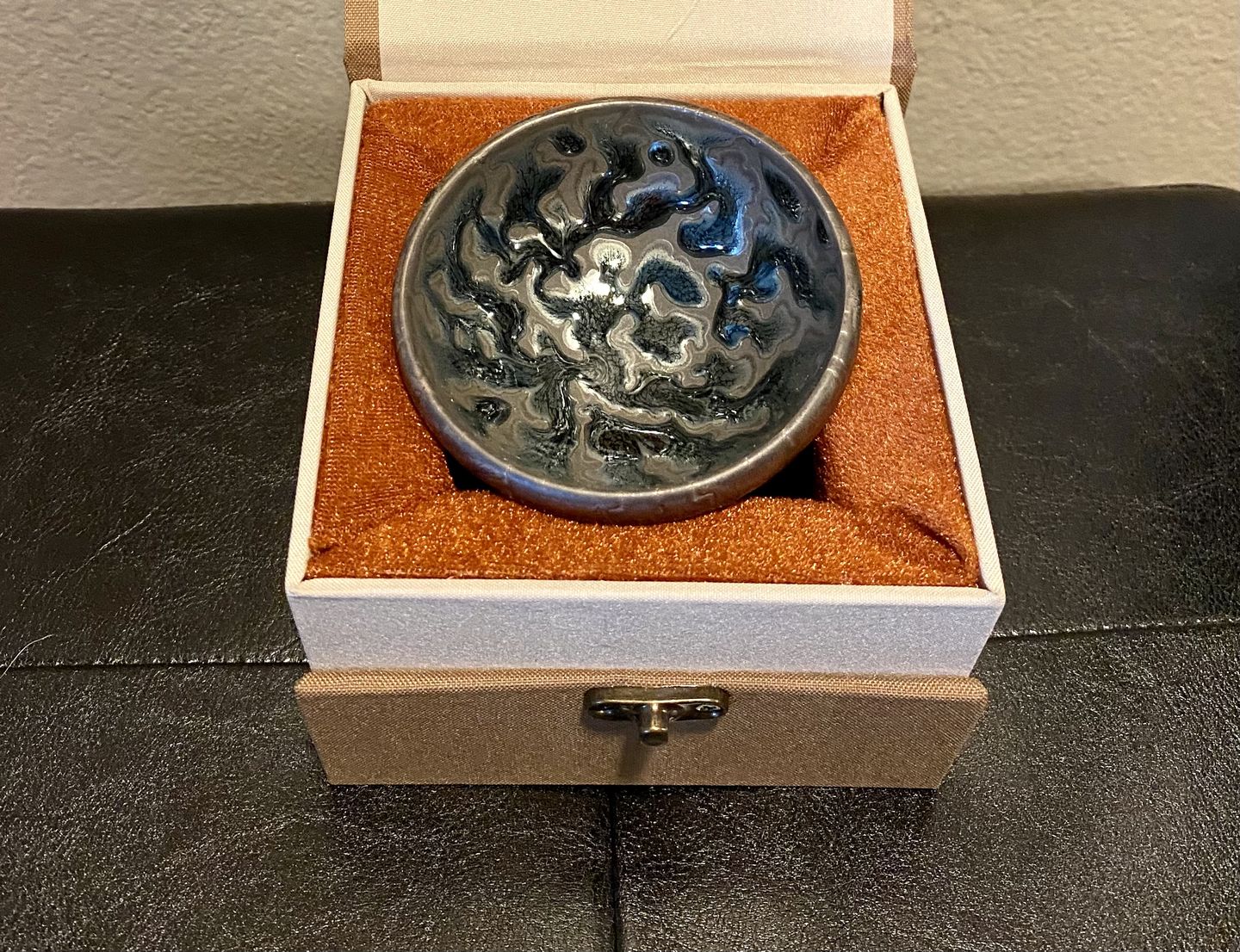 Customer photo review of Oni