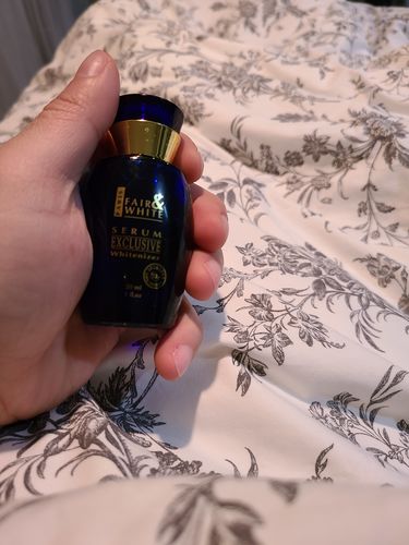 Customer photo review of Fair and White Exclusive Whitener Serum 30ml / 1.01 Fl Oz