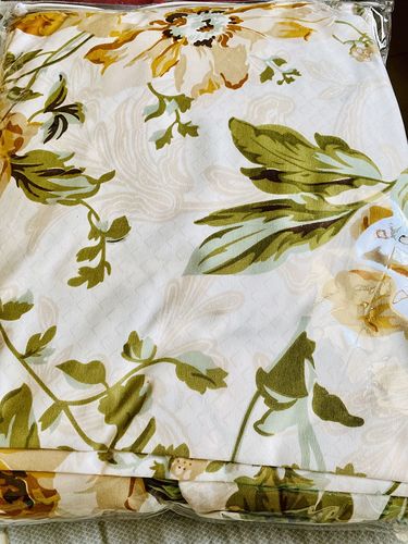 Customer photo review of Elastic Bedsheet, King Size