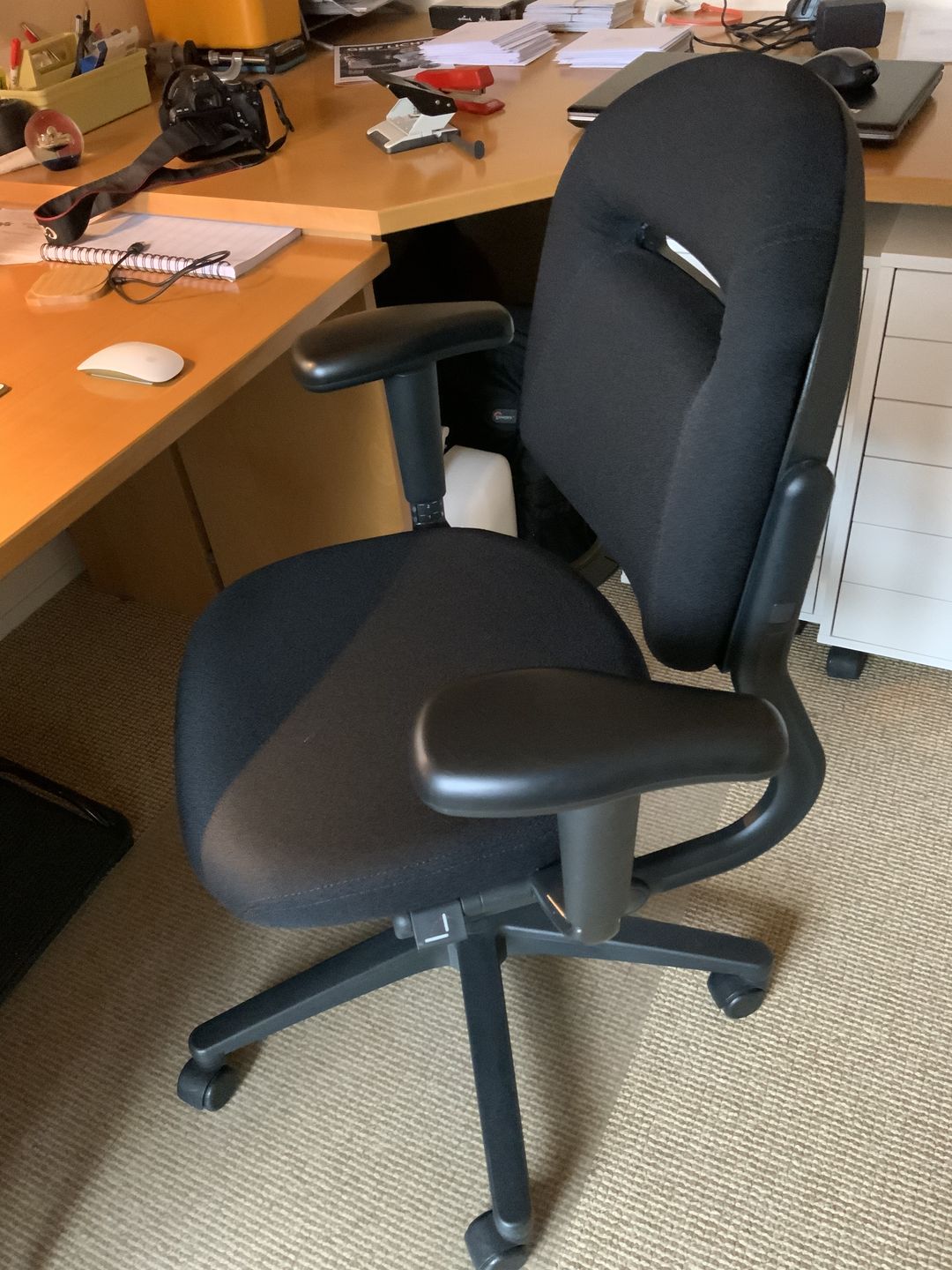 Customer photo review of Bureaustoel Refurbished Ergonomisch Design Ahrend 220