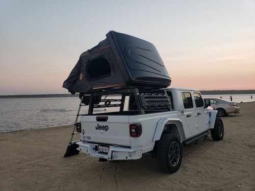 Customer photo review of Adventurer 3 Person Hard Shell Roof Top Tent