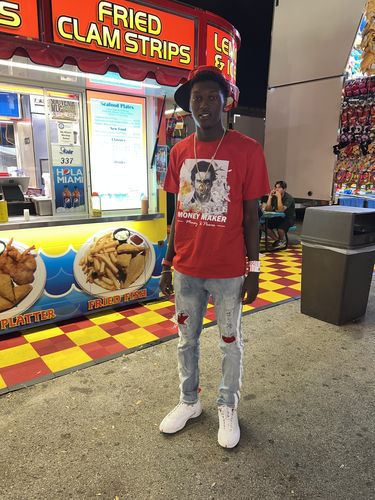 Customer photo review of ZCL Money Maker Tee Red (Unisex)