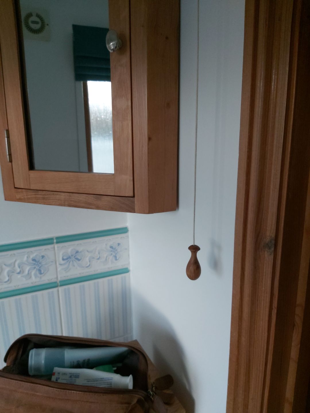 Customer photo review of Oak Light Pull