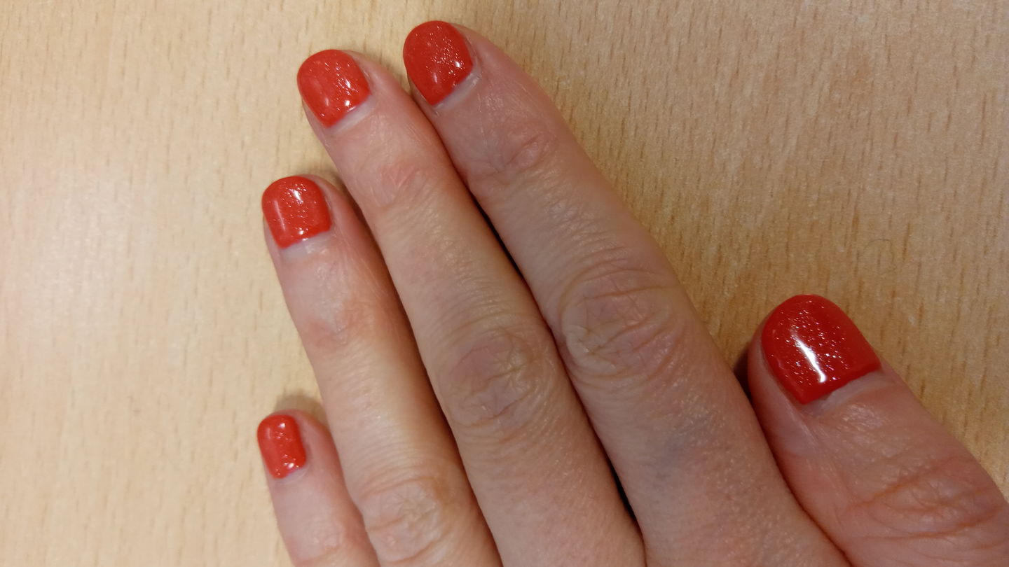 Customer photo review of Semilac Top No Wipe Sparkle Diamond UV Gel 7 ml