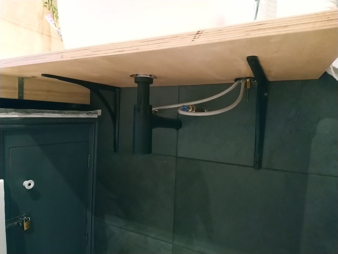 Customer photo review of 12 x 10 Inch Ironbridge Cast Iron Shelf Bracket