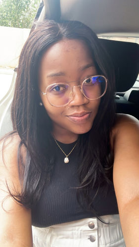 Customer photo review of NAOMI - Peruvian 4x4 Lace Wig