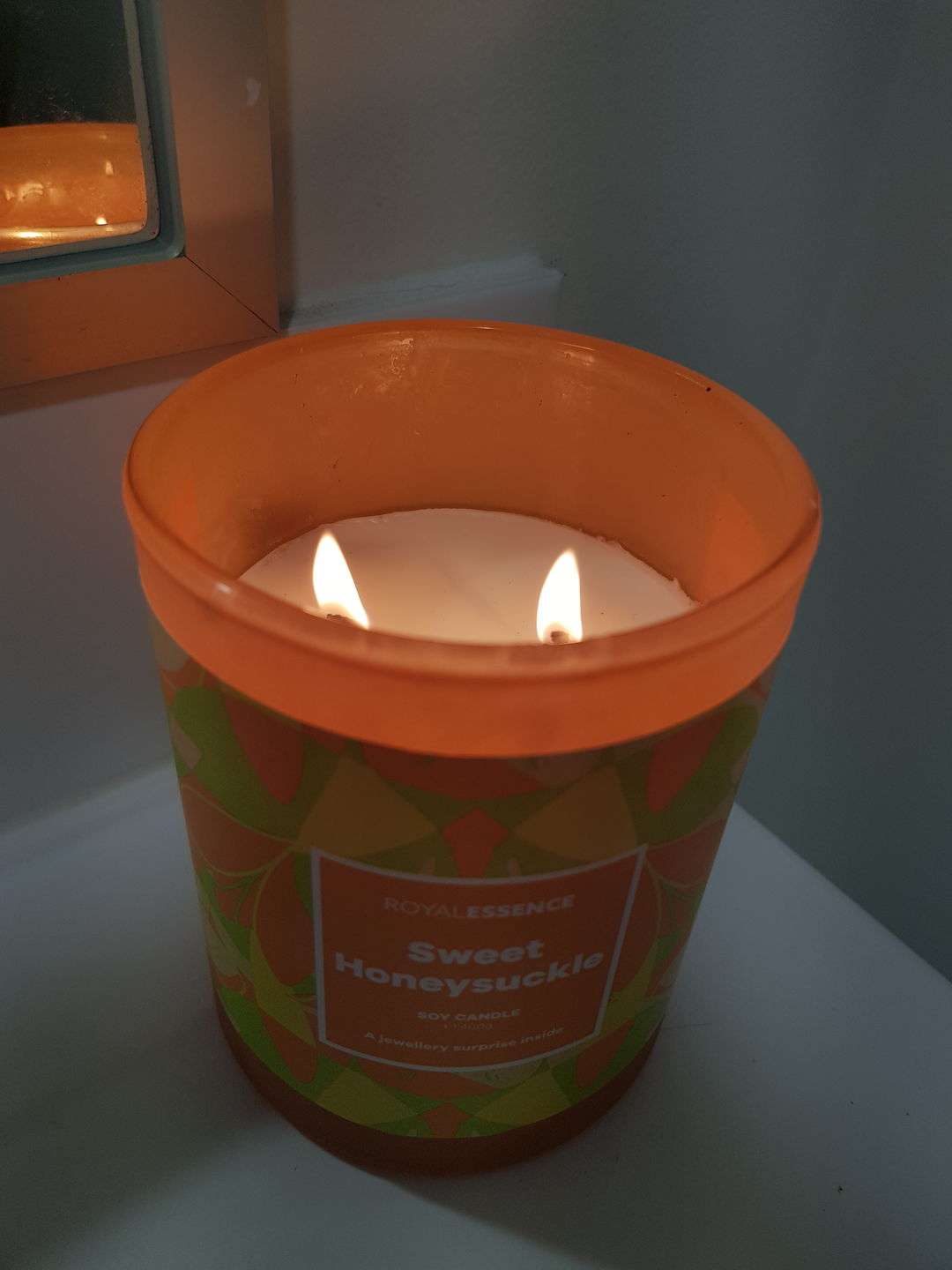 Customer photo review of Sweet Honeysuckle (Candle)