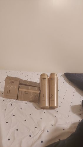 Customer photo review of Fair and White 1: Gold Satin Exfoliating Bar Soap 200gr / 7oz