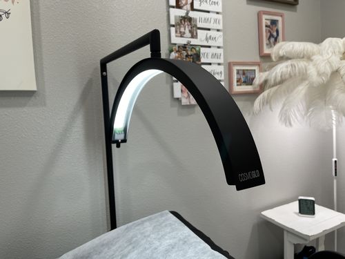 Customer photo review of CosmoGlo Original Light Bundle + Phone Clip