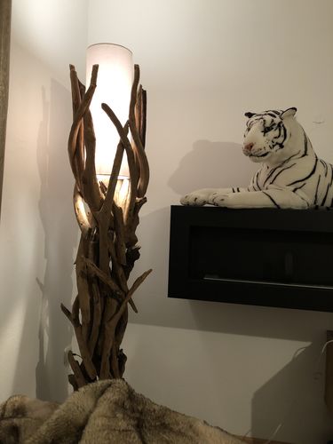 Customer photo review of Treibholz Stehlampe VILLA inkl. Lampenschirm Natur