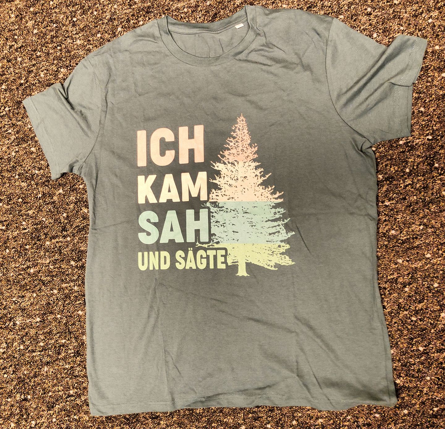 Customer photo review of Ich kam sah und sägte  - Herren Premium Organic Shirt
