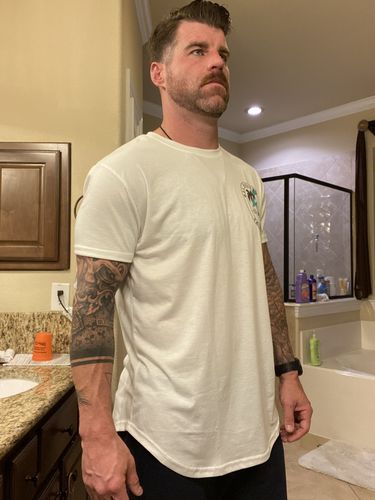 Customer photo review of TIDAL WAVE DROP-CUT T-SHIRT - NAVY