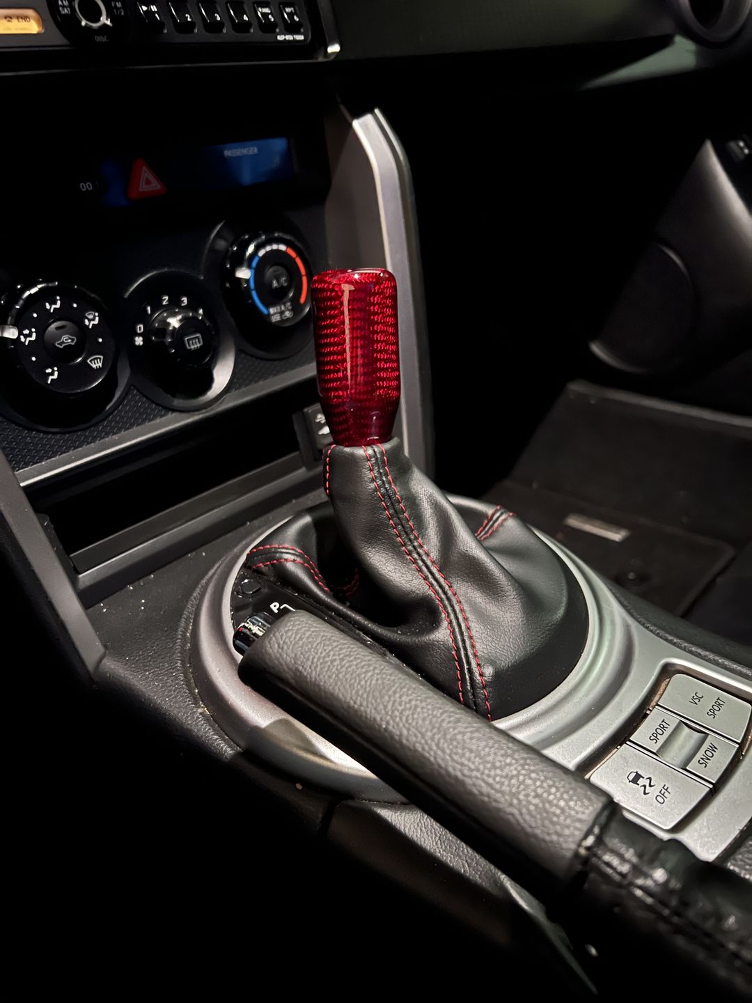 Customer photo review of Damaged Shift Knobs