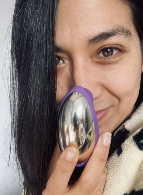 Customer photo review of THE DESIRE VIBE - SUCKING VIBRATOR