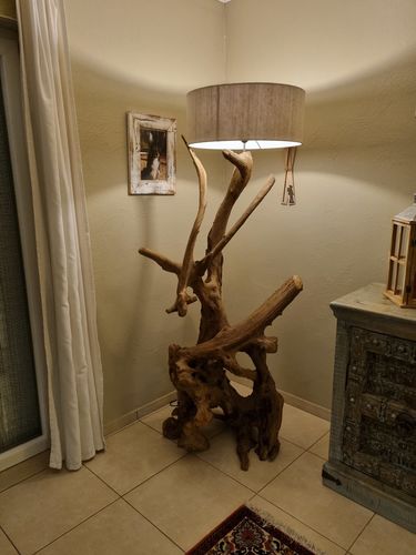 Customer photo review of Standlampe Teak Wurzel RIAZ  | inkl. Lampenschirm