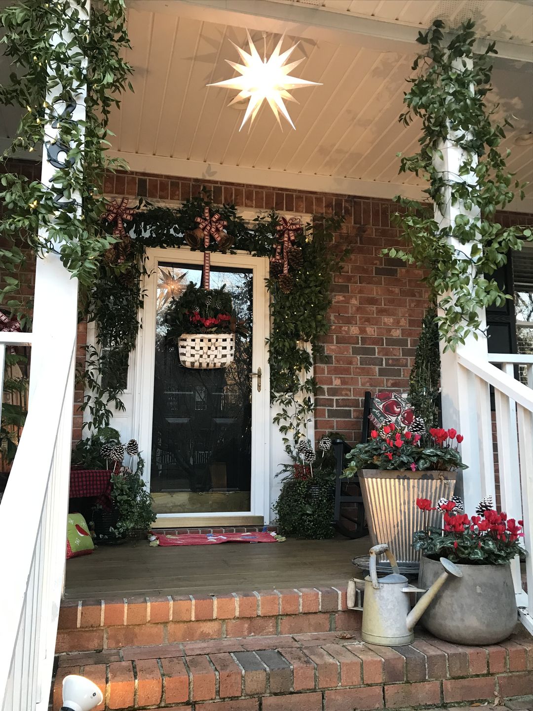 Customer photo review of 23" White Moravian Weatherproof Star Lantern Lamp, Multi-Point Hanging Decoration