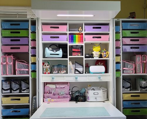 Customer photo review of DreamBox Crown With Light