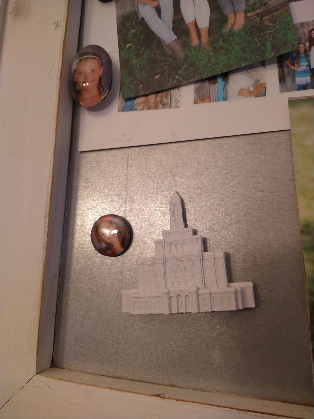 Customer photo review of 10 Temple Magnets - Gift Ready