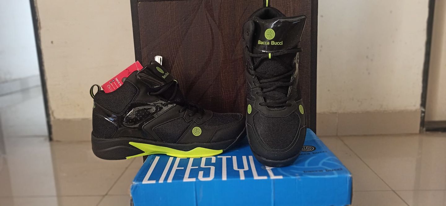 Customer photo review of Bacca Bucci Wager