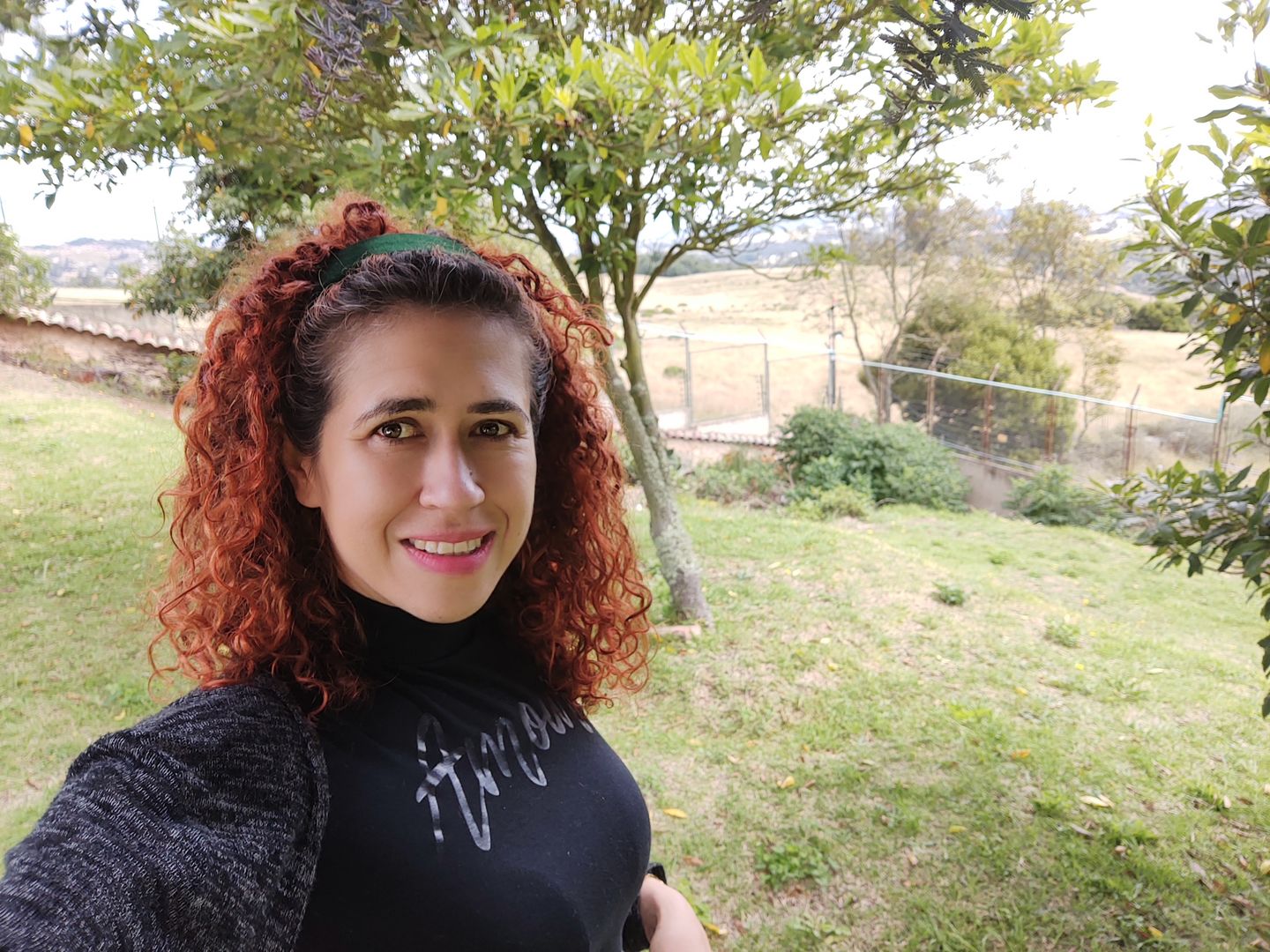 Customer photo review of Balaca - Little Jenny Verde Esmeralda velvet