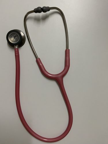 Customer photo review of 3M™ Littmann®  Classic III™ Monitoring Stethoscope 5633, Pearl Pink Standard Finish