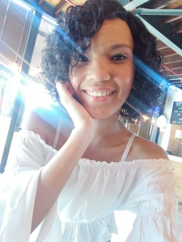 Customer photo review of Brazilian 4x4 Lace Wig - Water Wave 8"