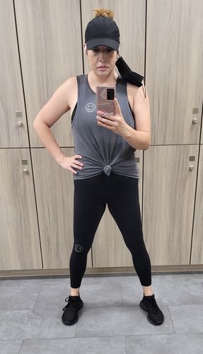 Customer photo review of Salty Savage™ Ladies High Waist Smile Knee Logo Leggings | Miami Vice Performance Collection | Black