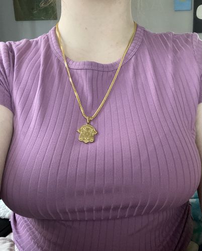 Customer photo review of Hamsa Gold Chain