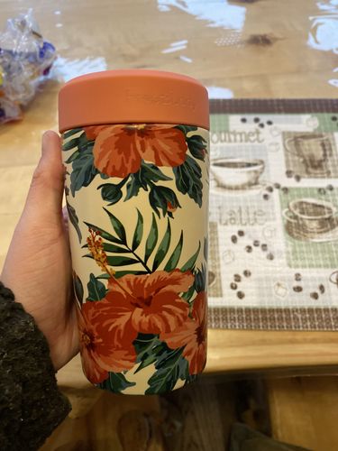 Customer photo review of Universal Buddy 2.0 | Hibiscus
