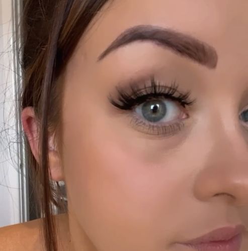 Customer photo review of Premium Magnetic Eyelash Kit by LashAura™ - (60% OFF)