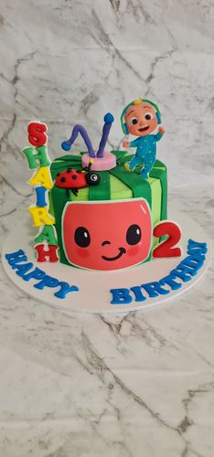 Customer photo review of A4 Rectangle Custom Edible Icing Image