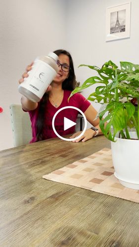 Customer photo of houseplants revived with Elm Dirt Plant Juice